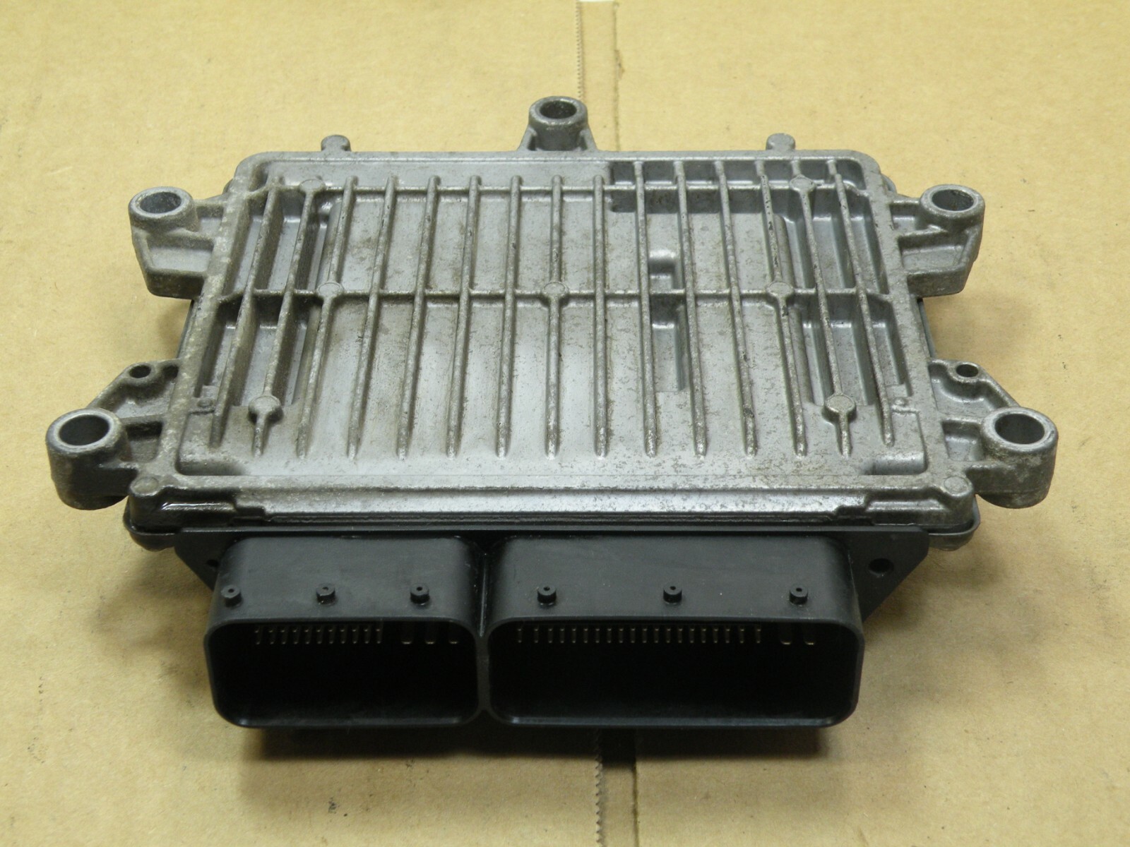 Bosch 1890993C1 Engine Control Module, Bosch p/n:- 0281020182 ECM