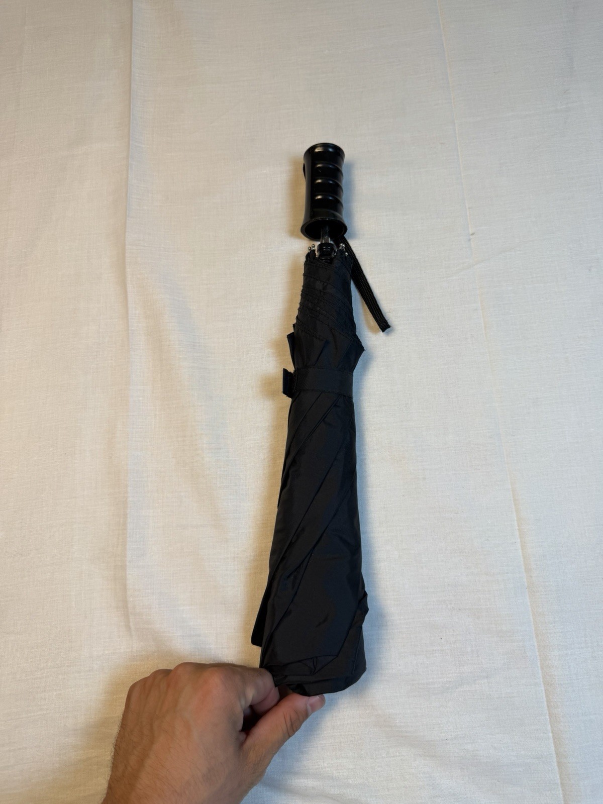 Black Solid Compact/Folding Umbrella for Unisex, 12 in Length