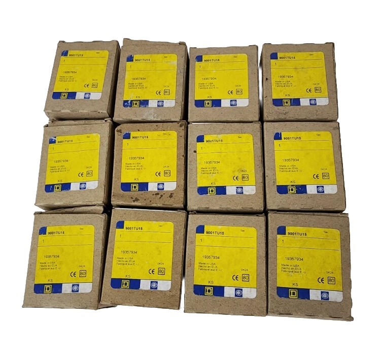 LOT OF 12 NIB SQUARE D 9001TU15 PUSHBUTTON PROTECTIVE COVERS GREEN