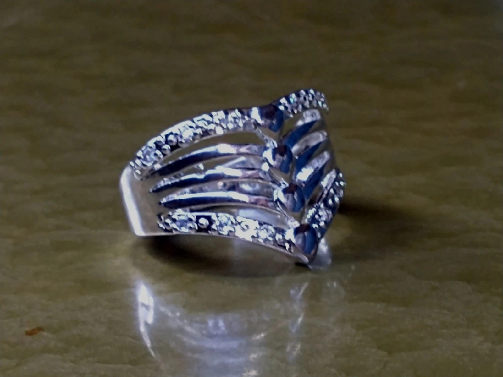 Women's Ring-Sz 8- Stamped 925 Silver