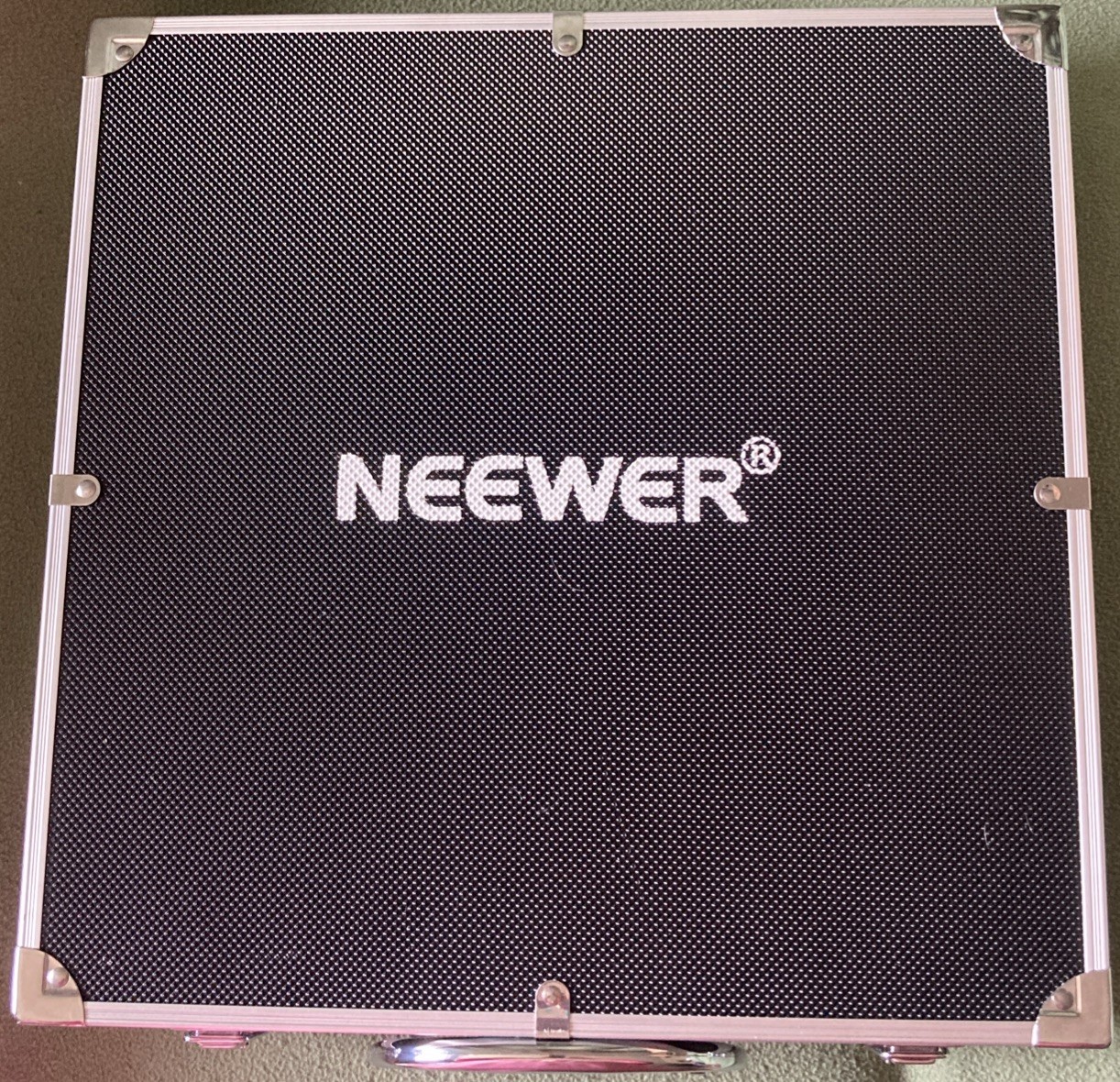 KPM Neewer X12 Aluminum Alloy Teleprompter for iPad Tablet Smartphone DSLR