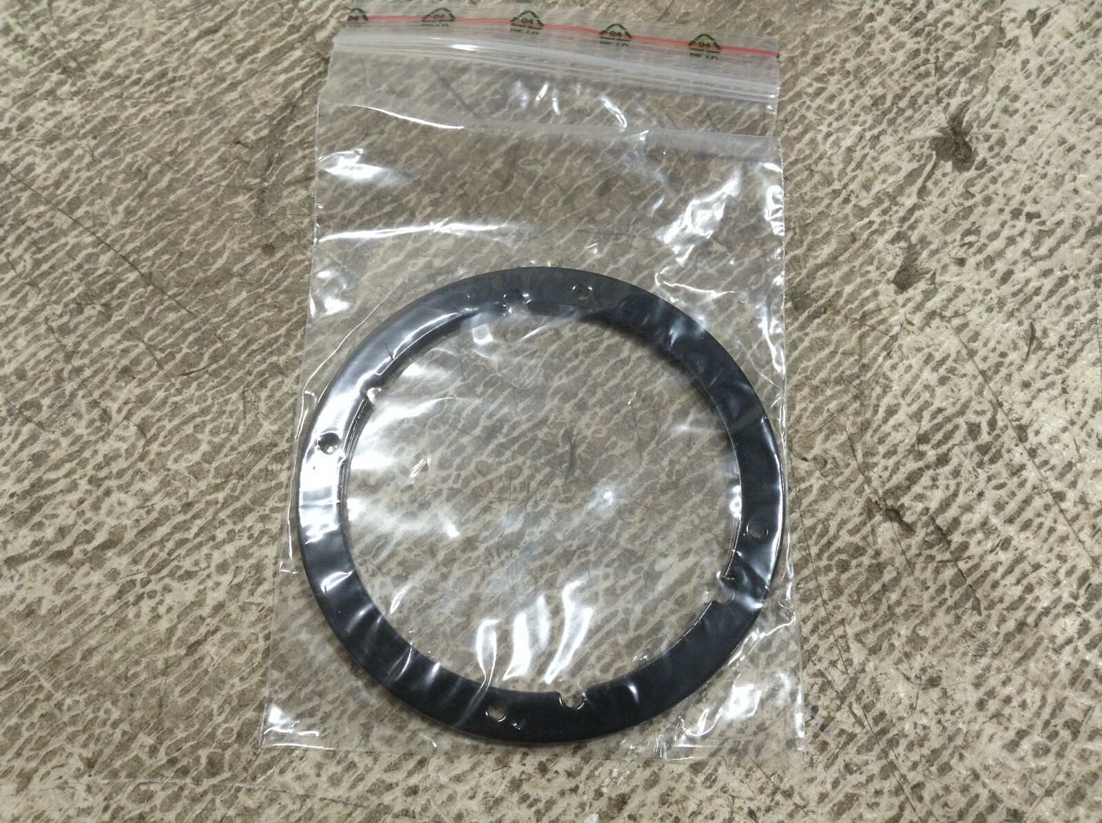 TE 4344646 O-Ring Bracket New (TSC)