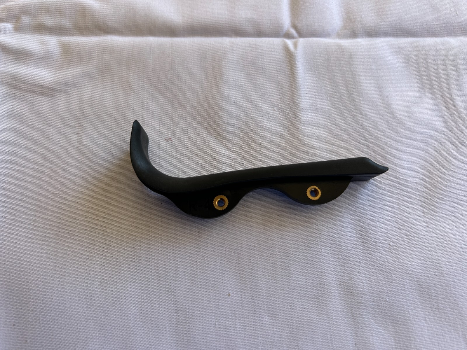 Hoyt Bow Grips R-4
