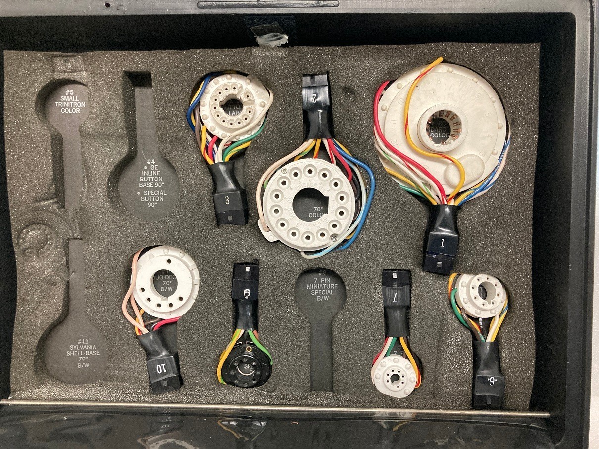 B&K Model 470 CRT TESTER/REJUVENATOR