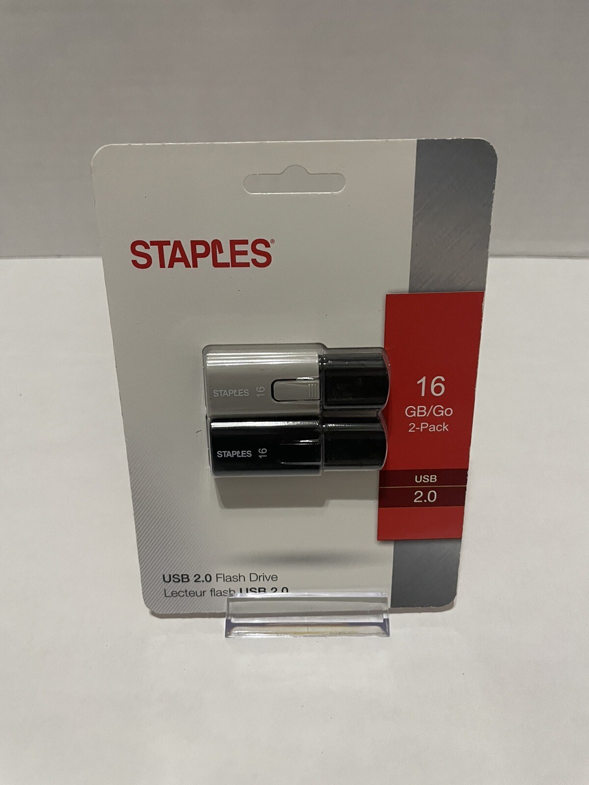 STAPLES 2 X 16 GB Flashdrives USB 2.0 Gray & Black-BRAND NEW!!!