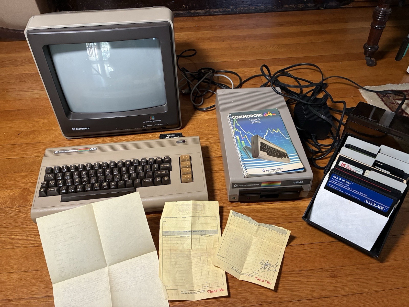 Vintage Computer Commodore 64 With Goldstar Monitor Tested Works Sold As Parts