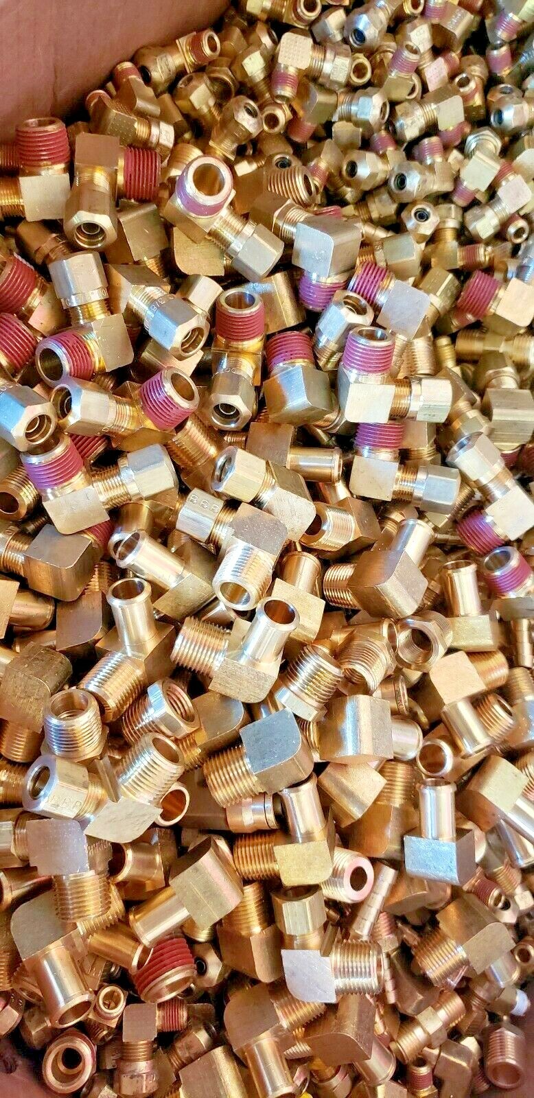 100 BRASS HYDRAULIC AIR , PNEUMATIC, Plumbing  FITTINGS LOT OF 1/4 5/16 3/8 1/2