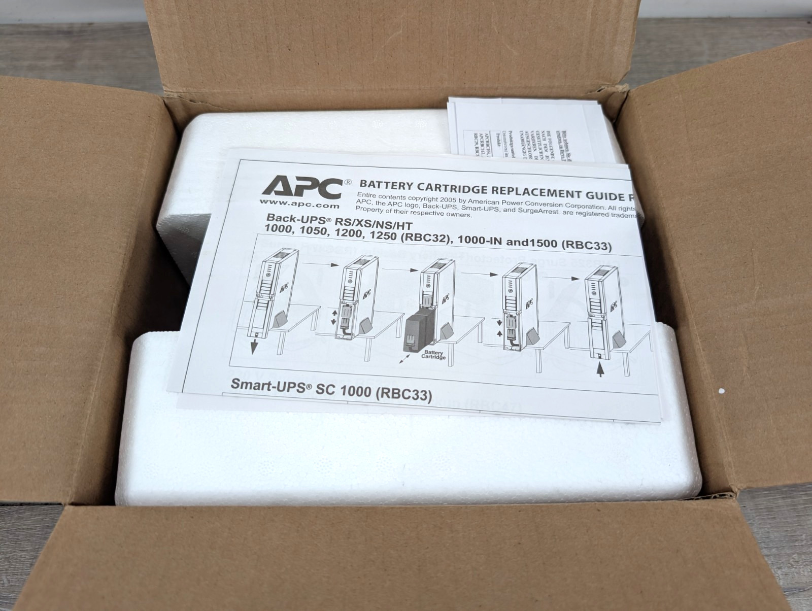 Replacement UPS Battery Cartridge for APC (APCRBC124)