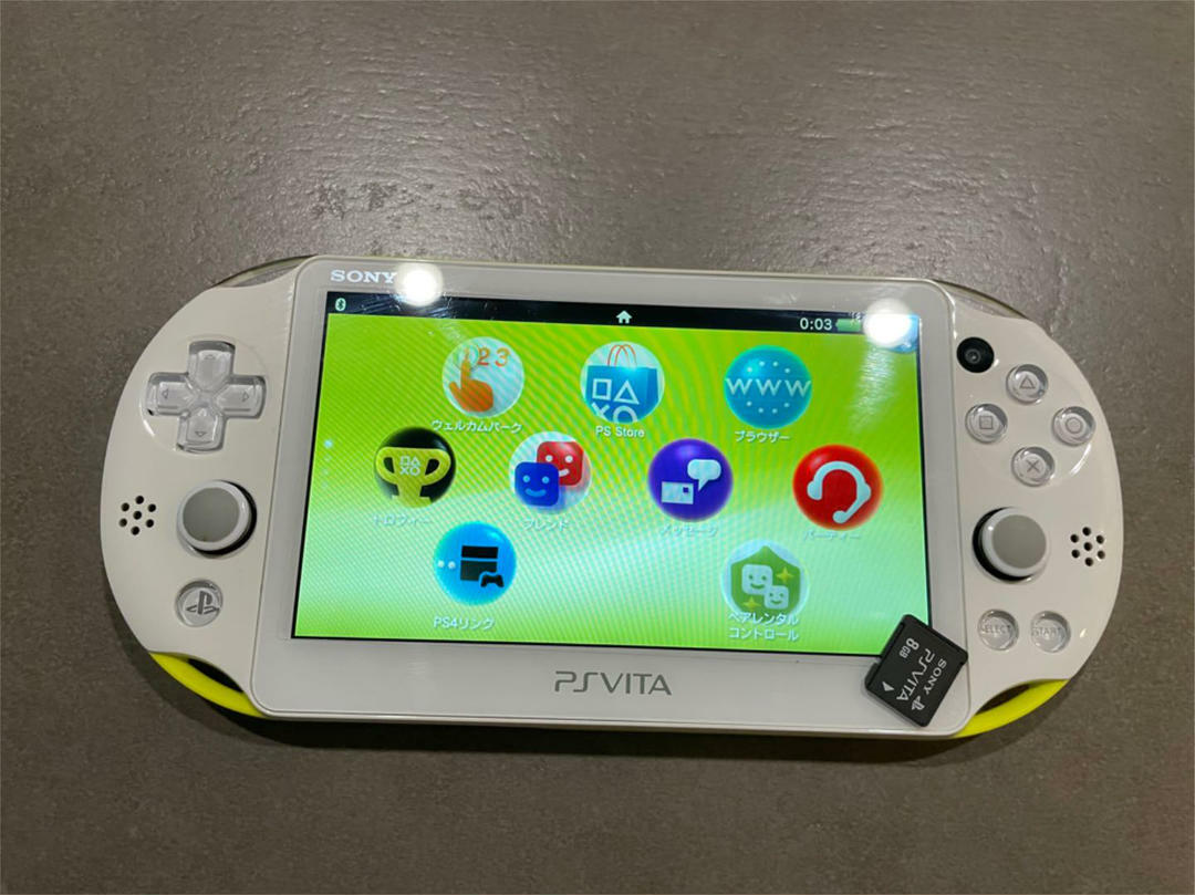 PS Vita Wi-Fi Console only Lime green / white PCH-2000ZA13 ,8GB memory