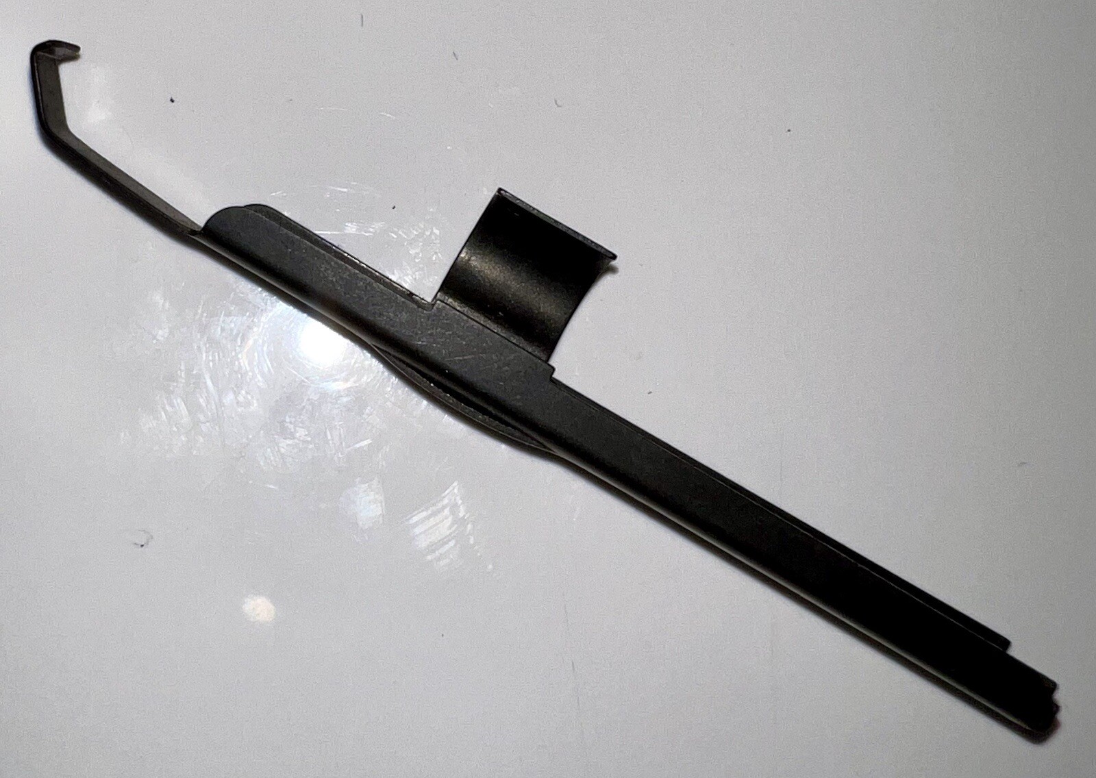 Winchester 121, 131, 141 Right Extractor - New   (#Z-912)