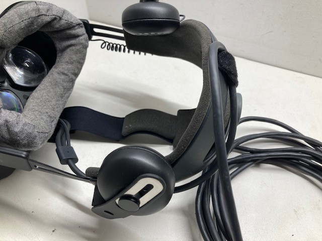 HTC Vive OG HEADSET- Virtual Reality (VR) Headset w/ Cables