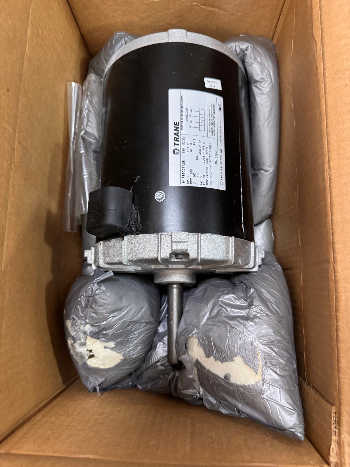 TRANE Motor 1 HP MODEL MOT11207  P56C26A05 ZI8 Z19 ZL1 1140 RPM 460V 1.8 AMP 3 P