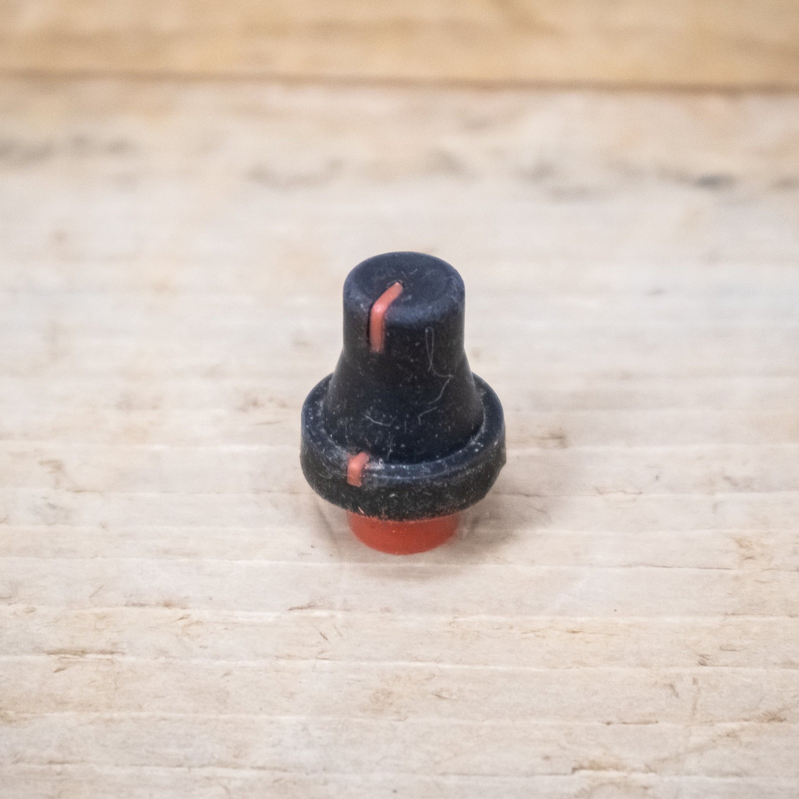 Tascam Porta 03 Gain/Trim Knob, Red Porta03 Replacement UTASP3002