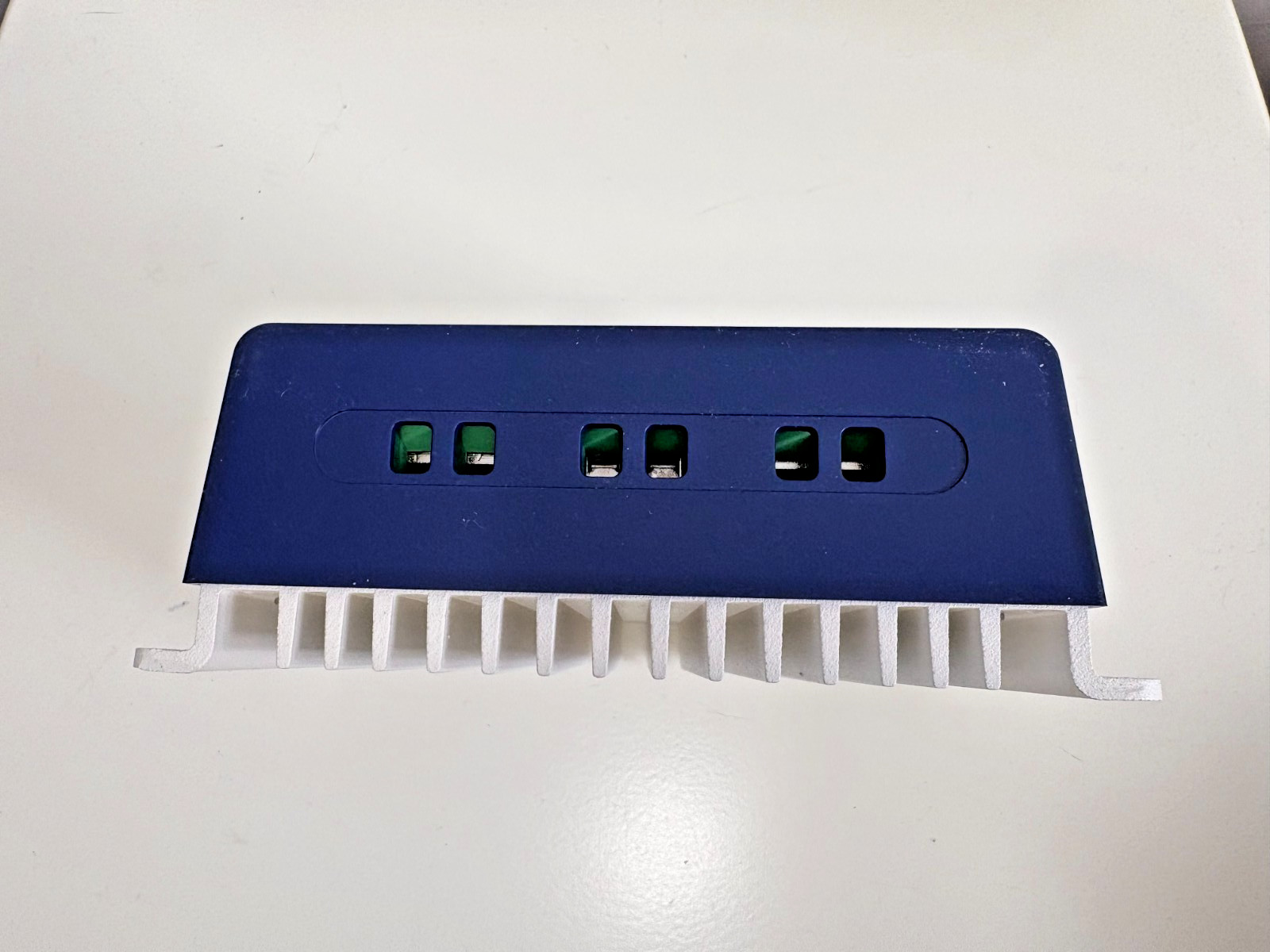 COMET 12/24-Volt 40 Amp Solar Charge Controller