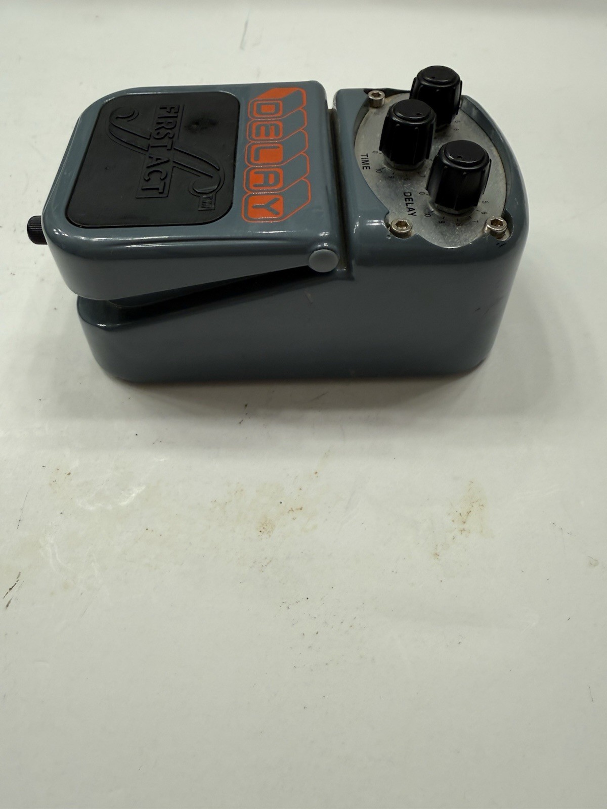 First Act MX530 Analog Delay Rare Vintage Guitar Effect Pedal