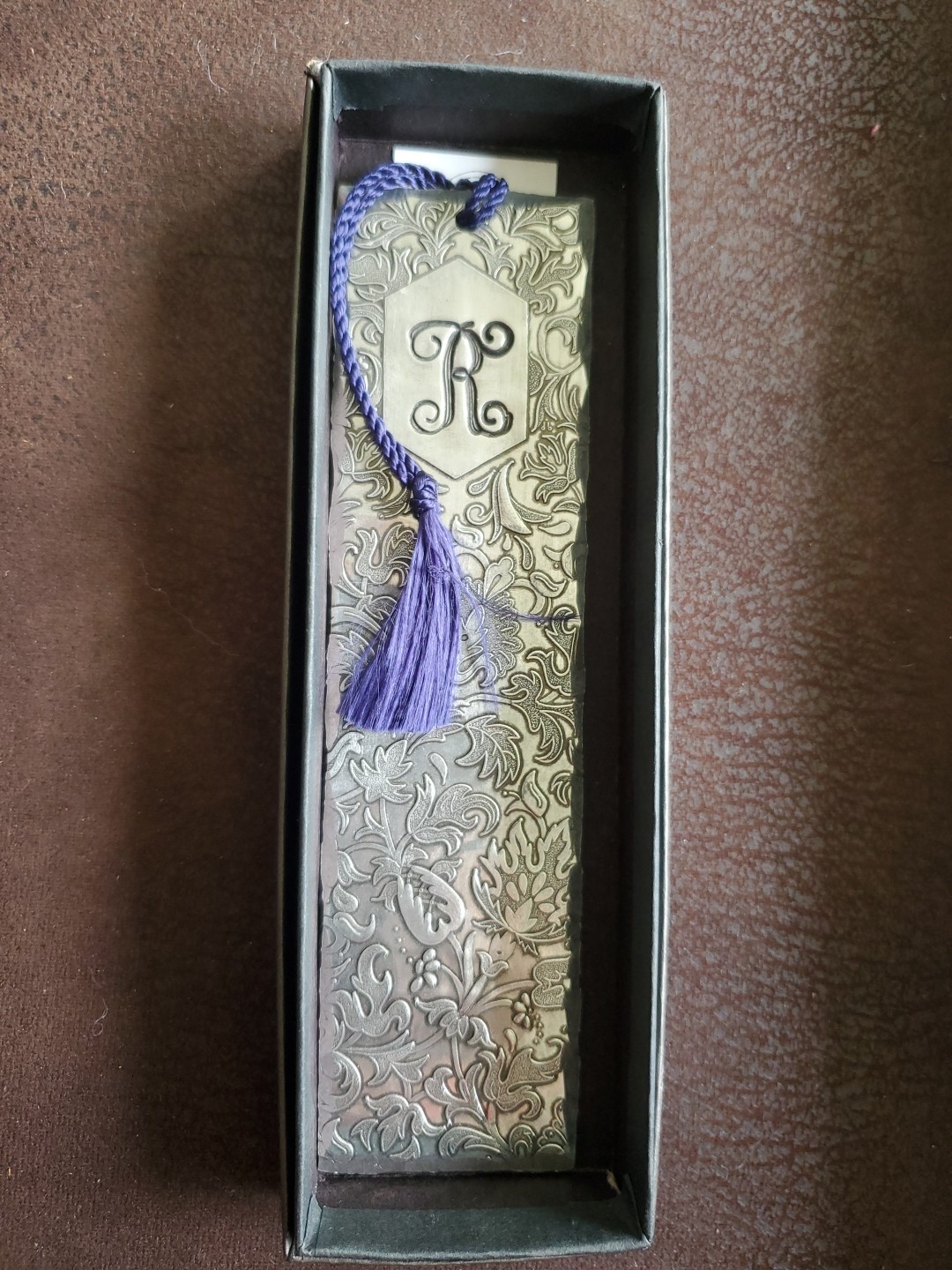 Wendell August Hand Made Hammered Aluminum Bookmark Letter "R" New In Box