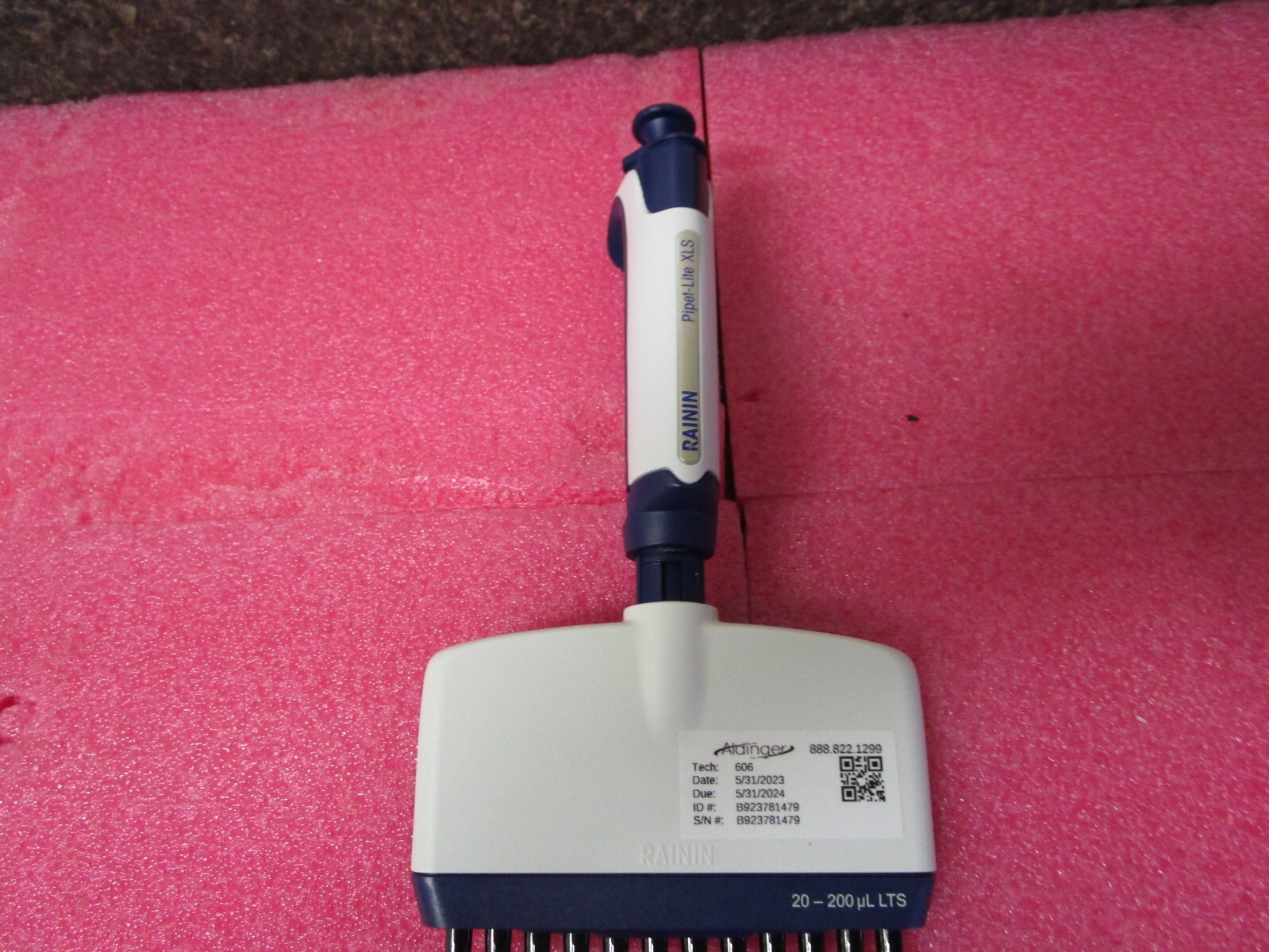 Mettler Toledo Rainin Pipet-Lite XLS L-200 20-200uL LTS 12-Channel Pipette RFID