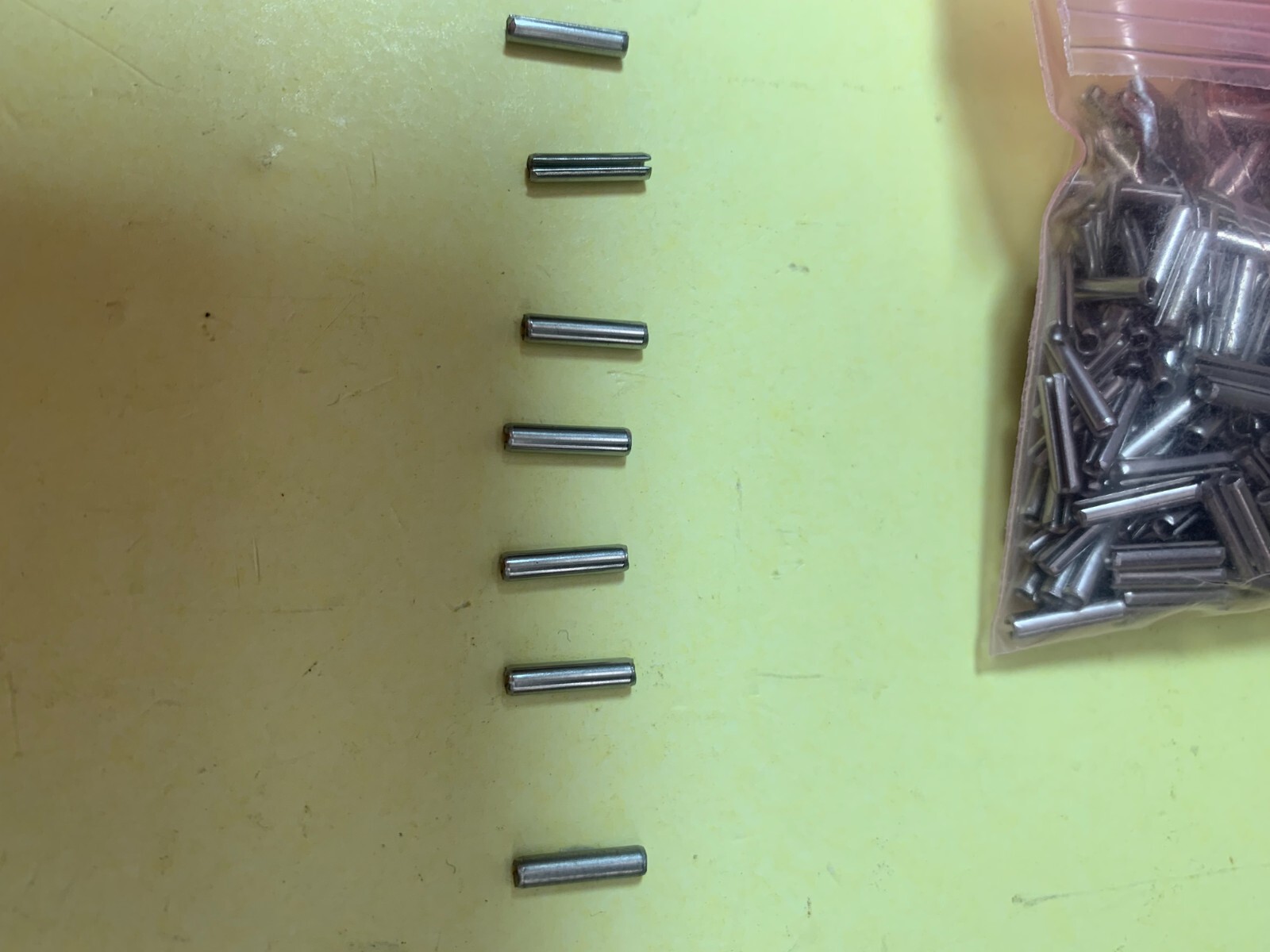Asyst  7500-0394-03  pin insert  seam type    pin alignment  0.100" D x 0.43" L