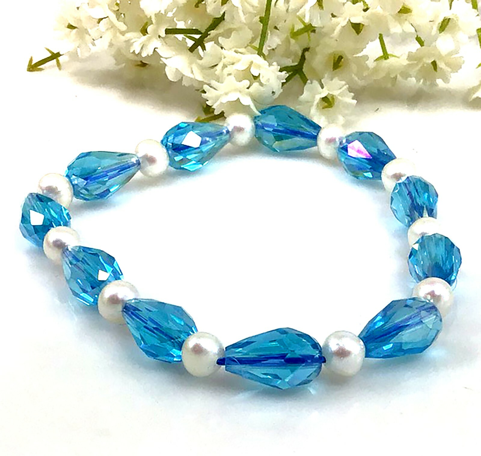 Pearl bracelet, Stretchy Crystal bracelet, Christmas gift, Healing Gemstone