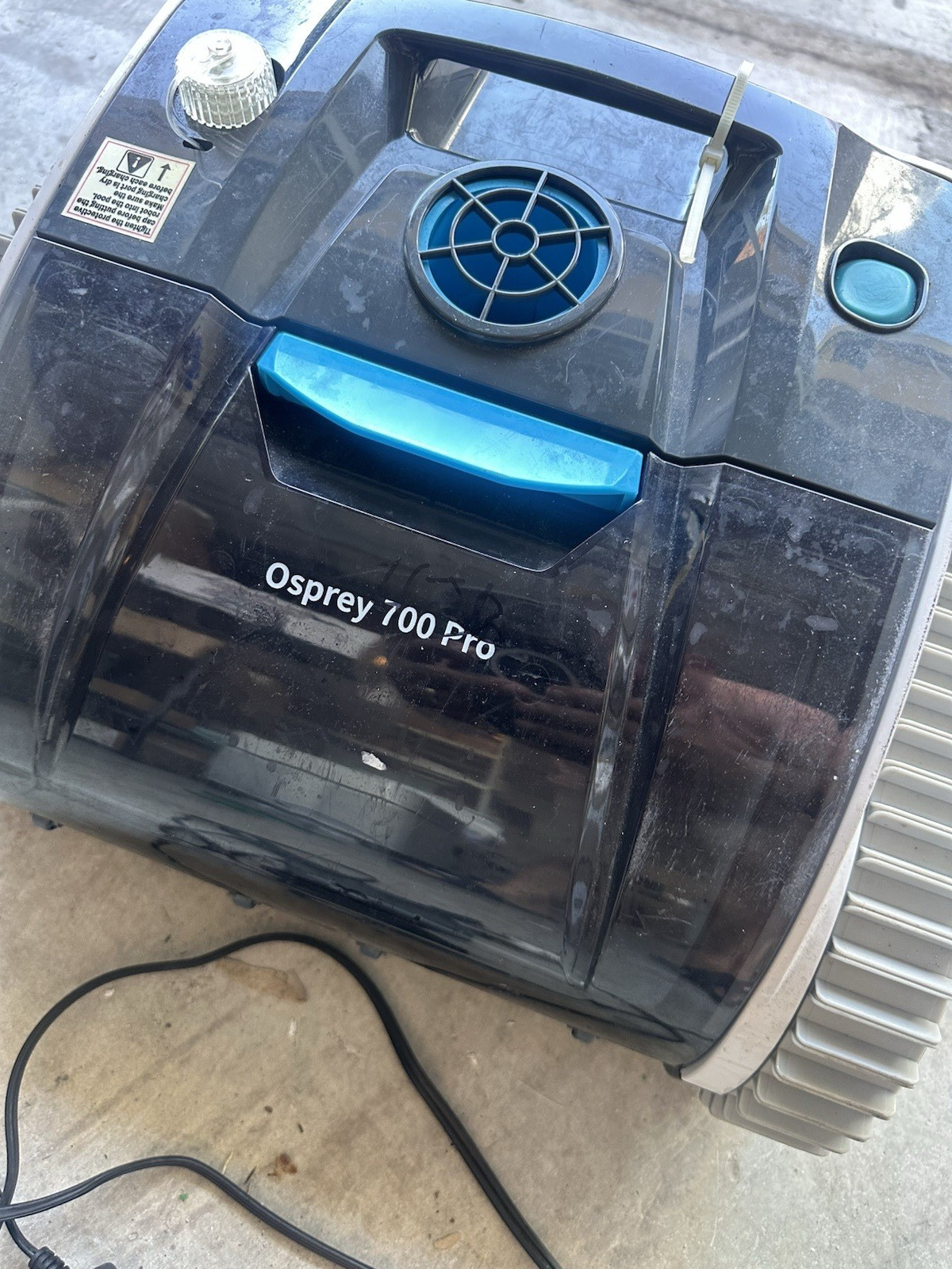 WYBOT Robotic Pool Cleaner Osprey 700 Pro FOR PARTS OR REPAIR - Non-Working