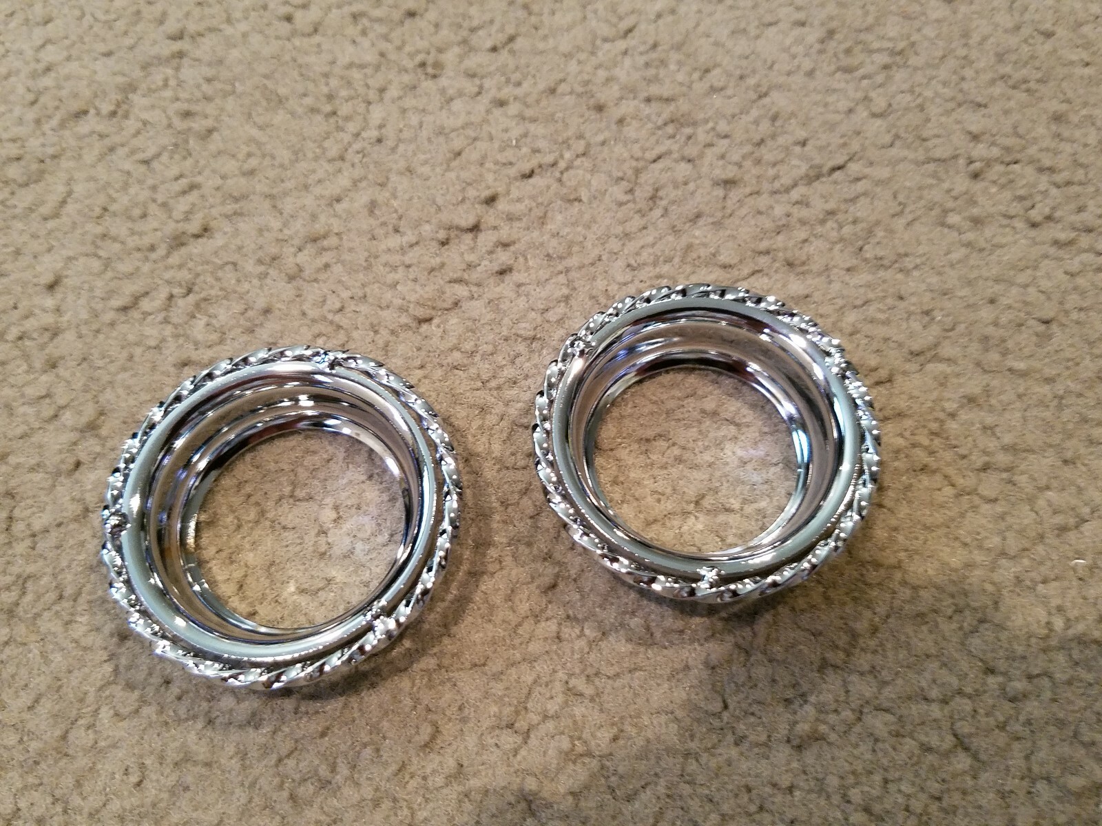 2 NEW CHROME SINGLE TWISTED B.B CUPS FOR CRANKS ON BICYCLES, LOWRIDER, CRUISER