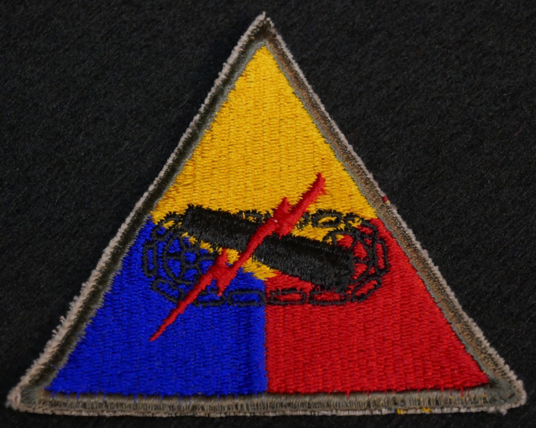 WW2 US Army Armor Armored Forces Shoulder Patch SSI War-Time Production Tanker