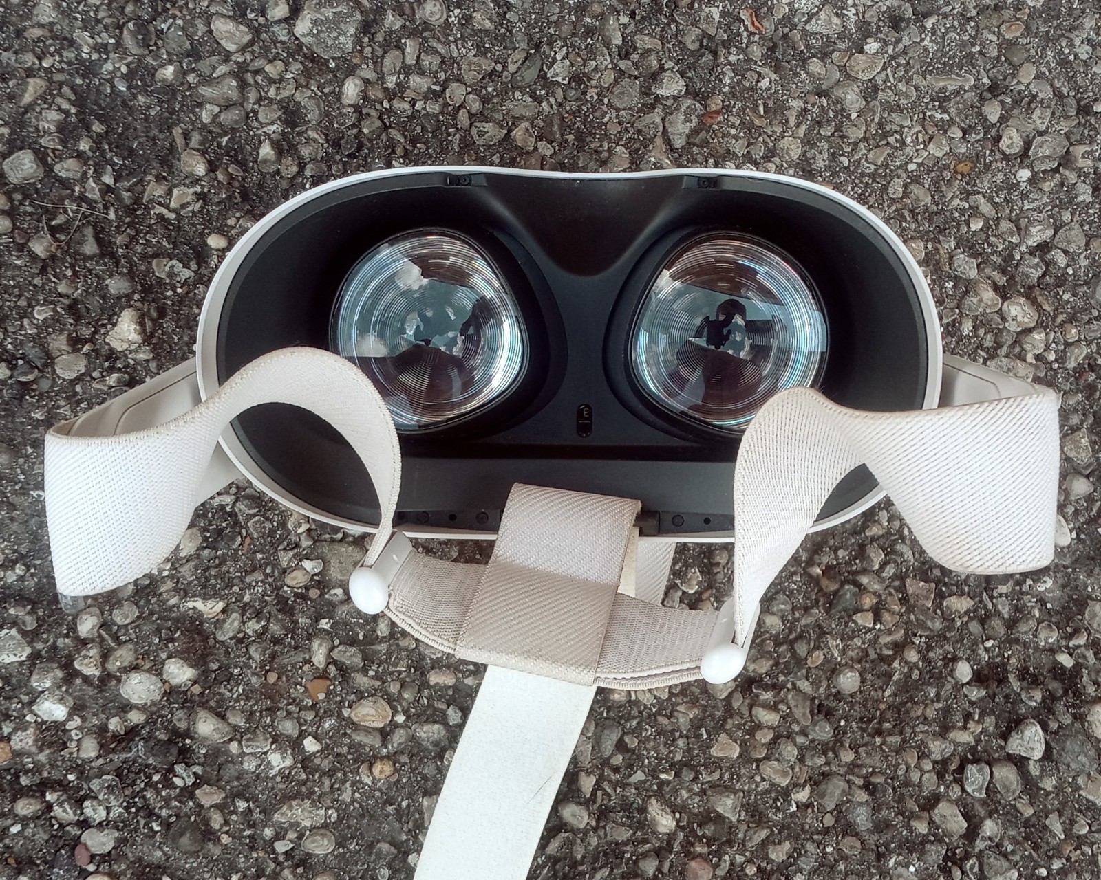 Meta Quest 2 Oculus VR 128 GB Virtual Reality VR Headset Parts/Repair Not/Tested