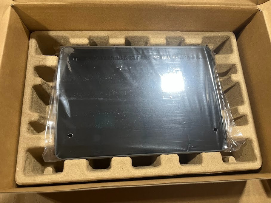 Logitech Tap Zoom Room Solution KIT – TAPZOMBASEINT w/ Intel NUC8i7BEH