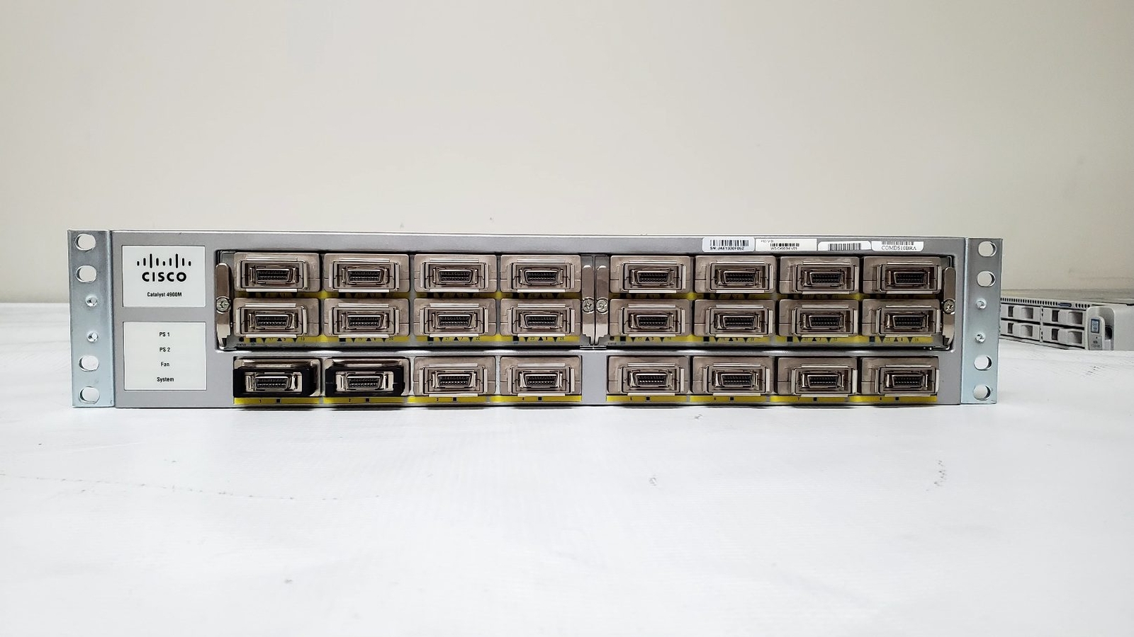Cisco Catalyst 4900M w/ 24x 10Gb Transceivers / 2x PSU / No Rails WS-C4900M