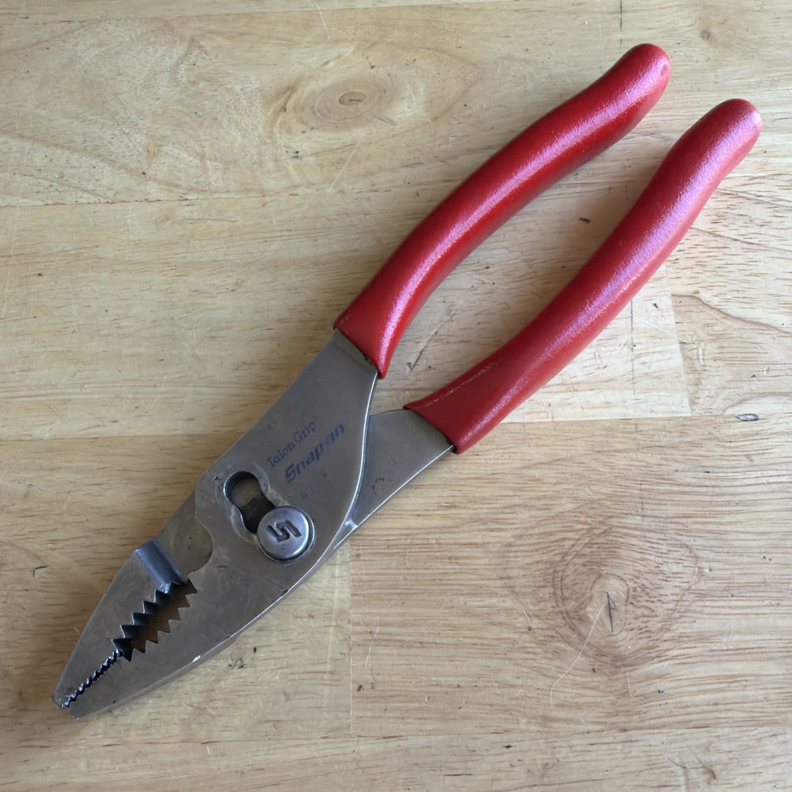 Snap On Tools 8" Long Combination Slip Joint Pliers Talon Grip Red 47CF USA