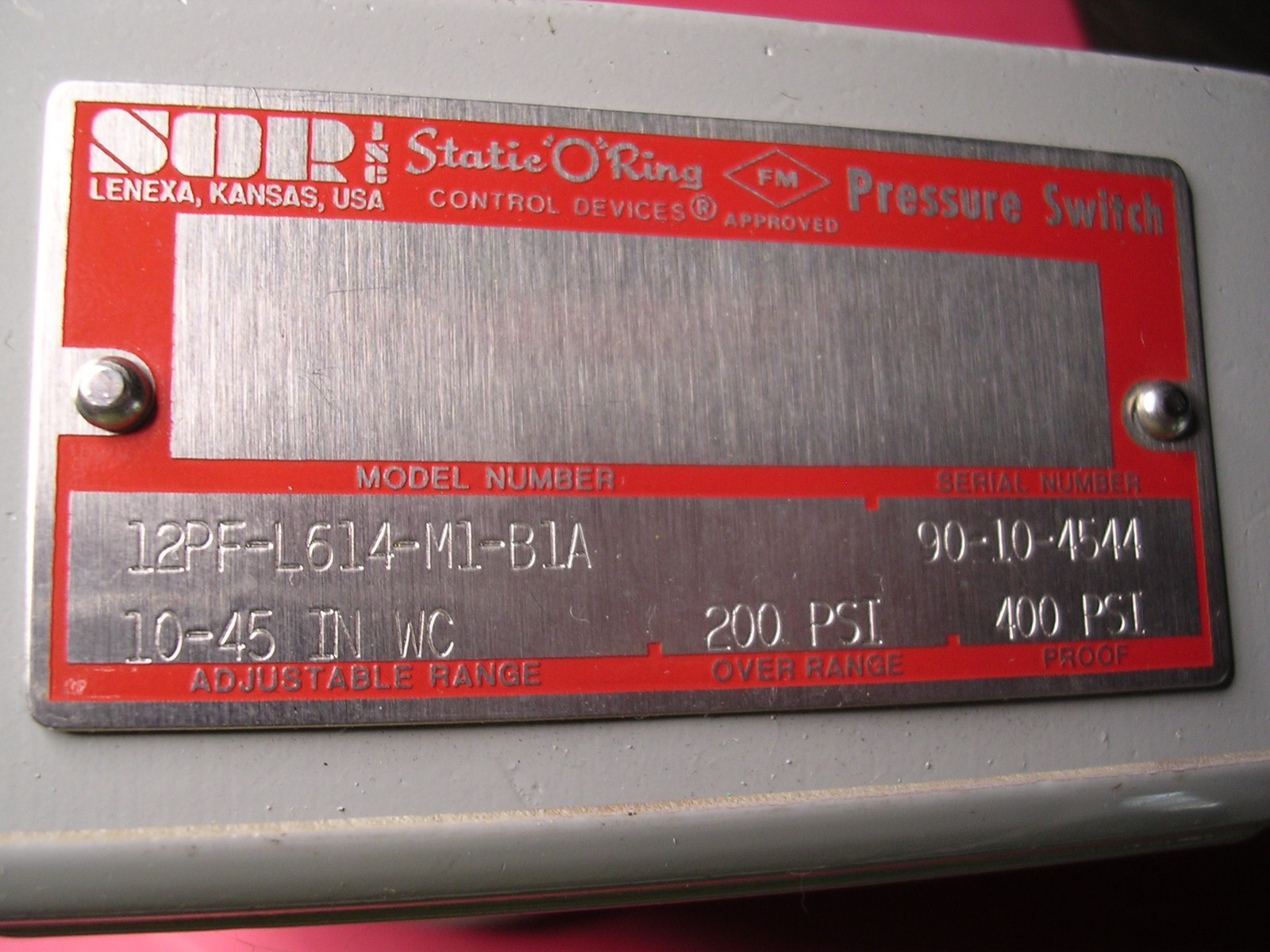 Static O-ring ( SOR ) Pressure Switch - NEW - 10 to 45 " WC Adj. Range