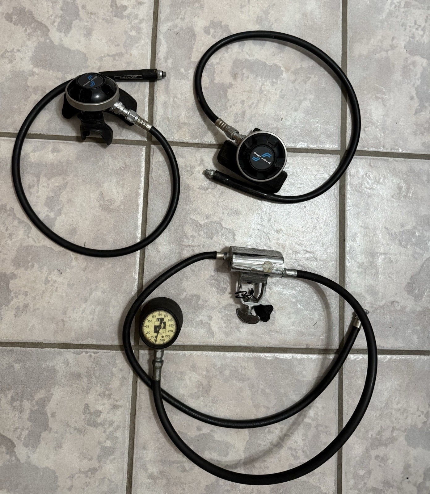 Sherwood Magnum Scuba Diving Regulator Set Scubapro gauge panel BC hose Parts