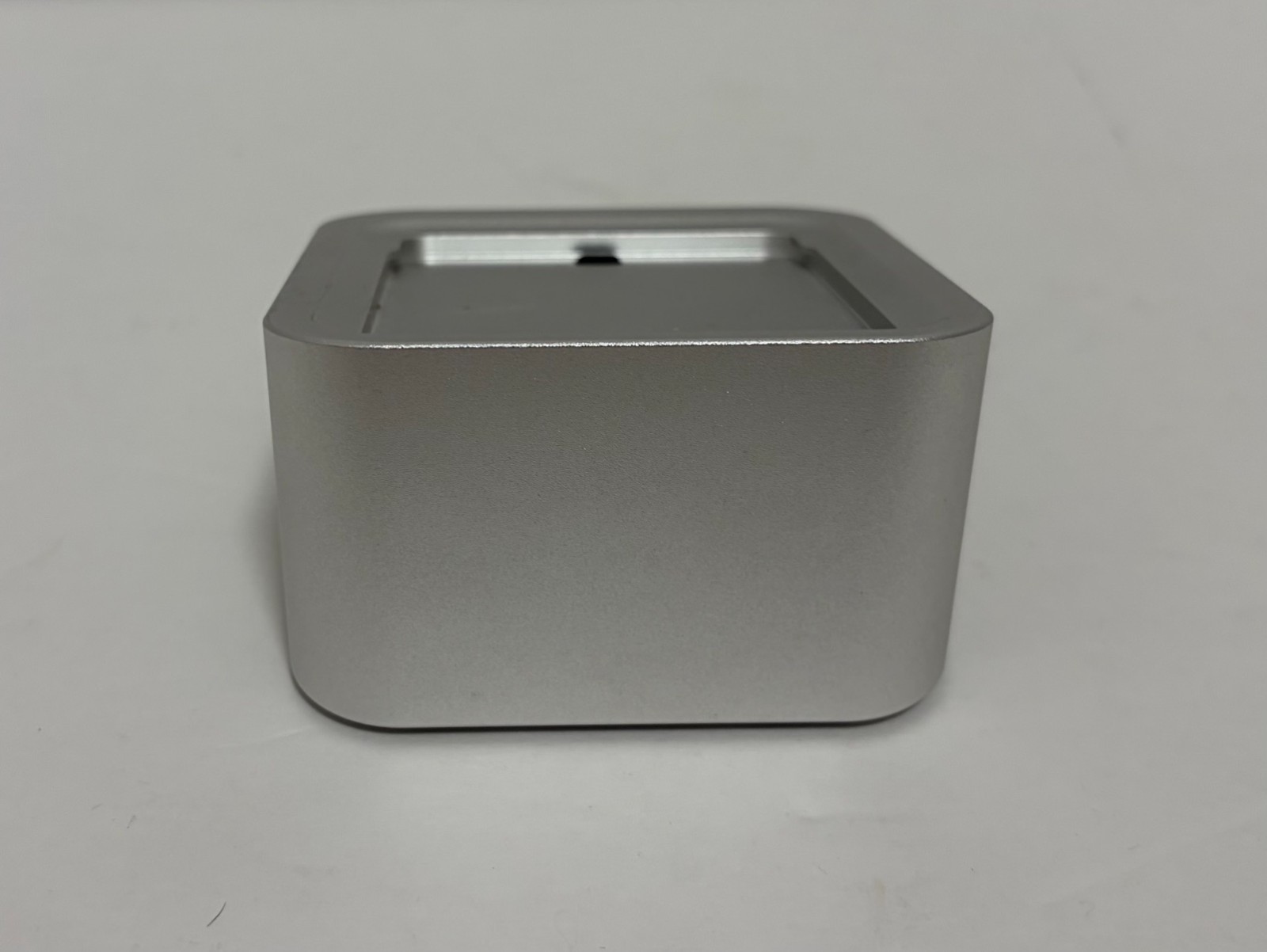 Stripe Reader M2 Dock - Credit Card Wireless Bluetooth Payments (DOCK ONLY)