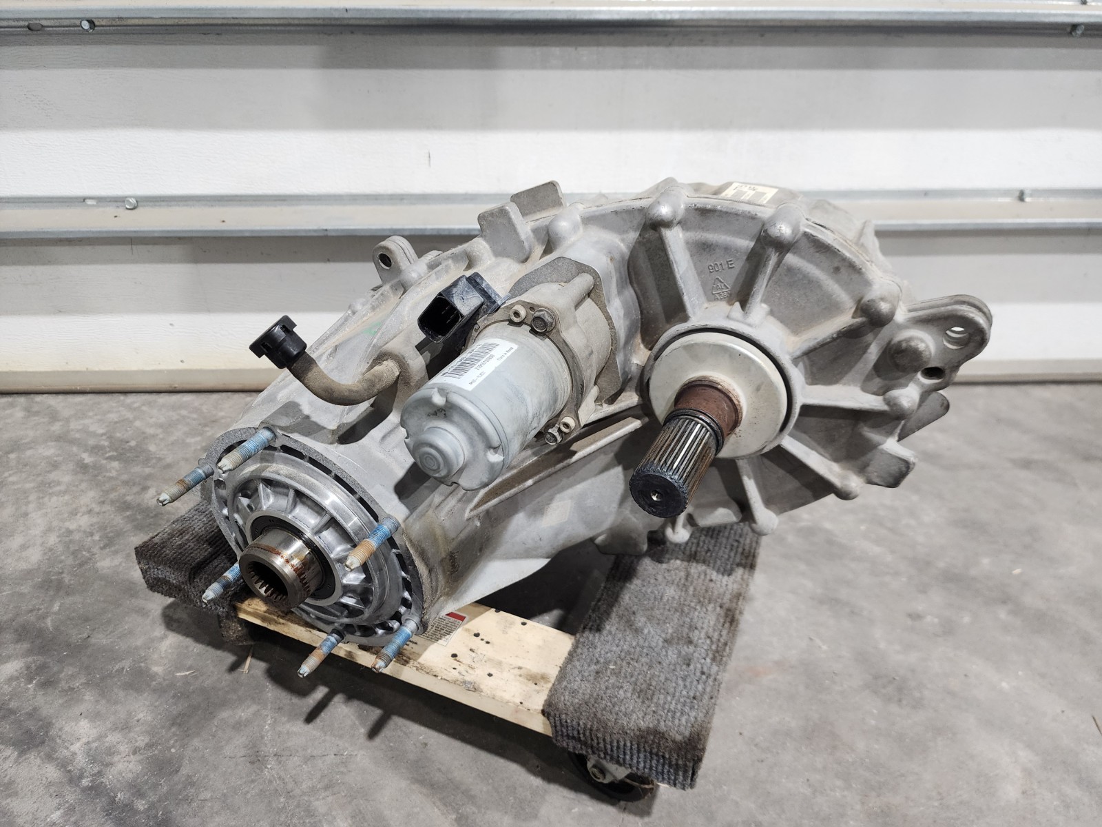 2019-2024 Ram 1500 5.7L Gas Transfer Case Elec On-Demand Shift 68535806AA
