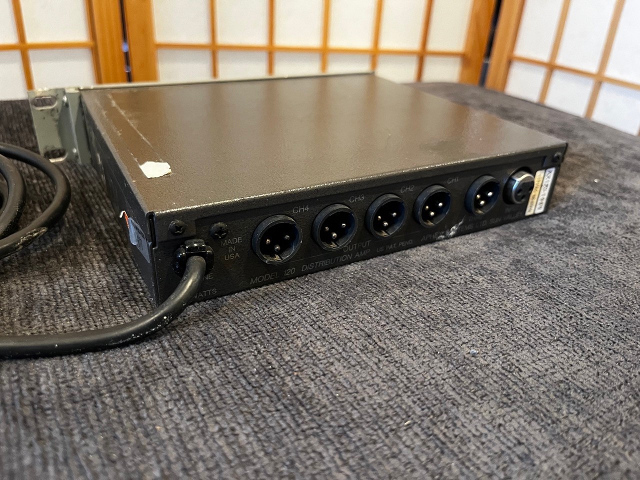 Aphex Model 120 1x4 Audio Distribution Amp Line Level Rack Unit