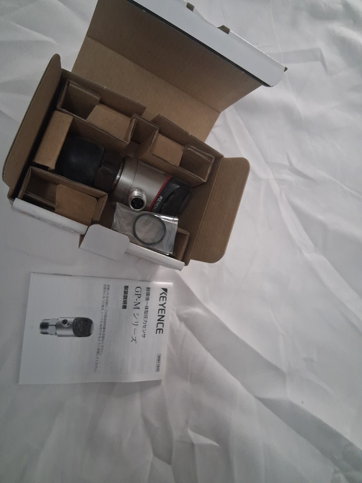 Keyence GP-M010 Heavy-Duty Digital Pressure Sensor