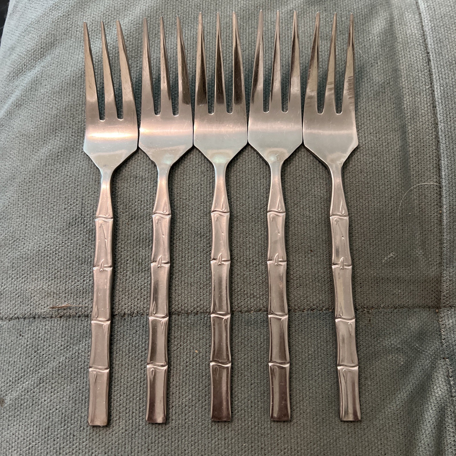 Lifetime Cutlery LC Bamboo Tiki Design 5 Salad Forks Stainless Japan LCU27