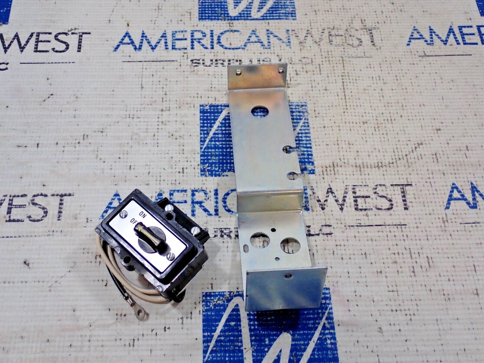General electric CR305X130P On Off Selector Switch Kit