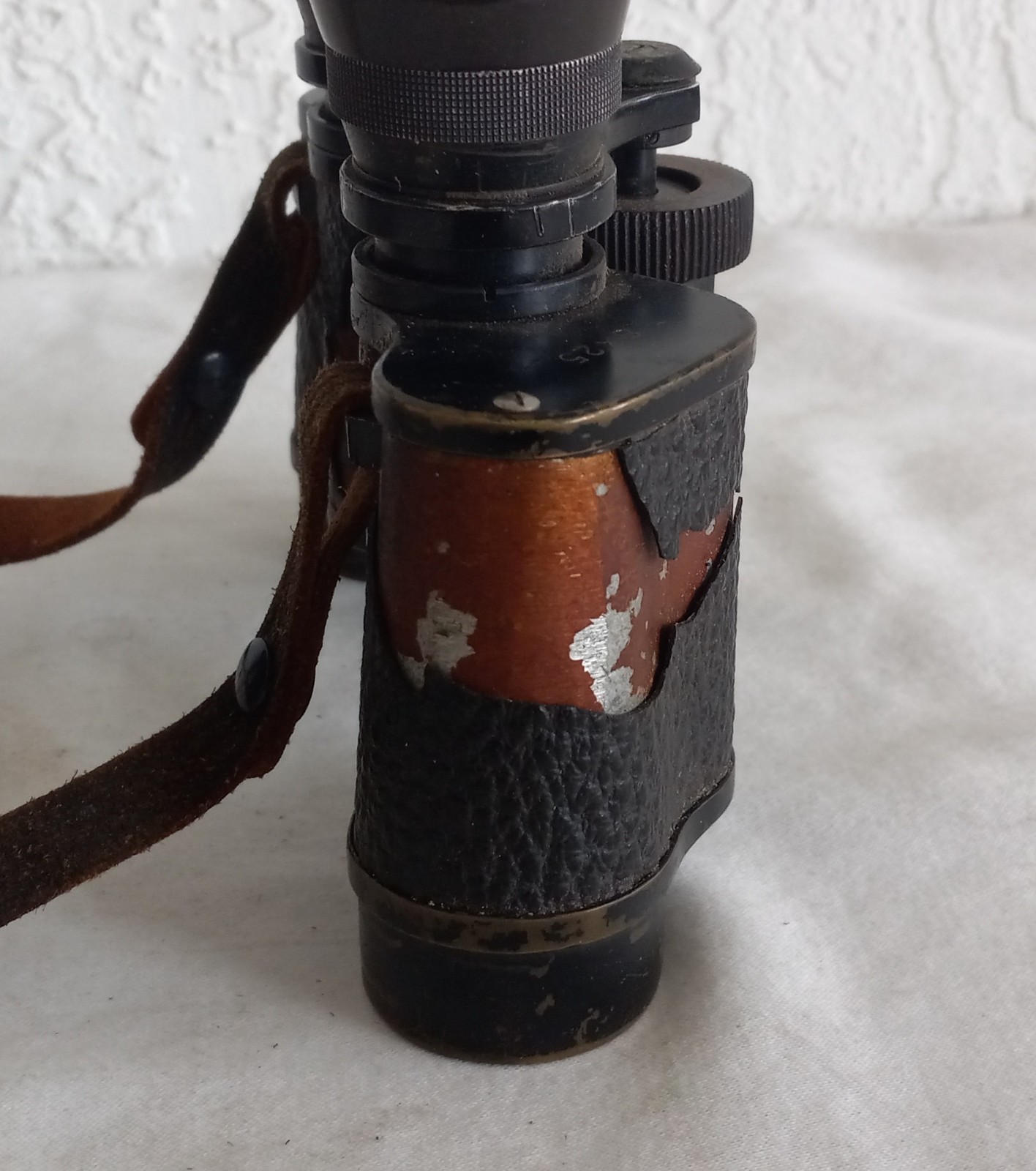 Vintage Fournier 8 x 25 Prism Binoculars with Case