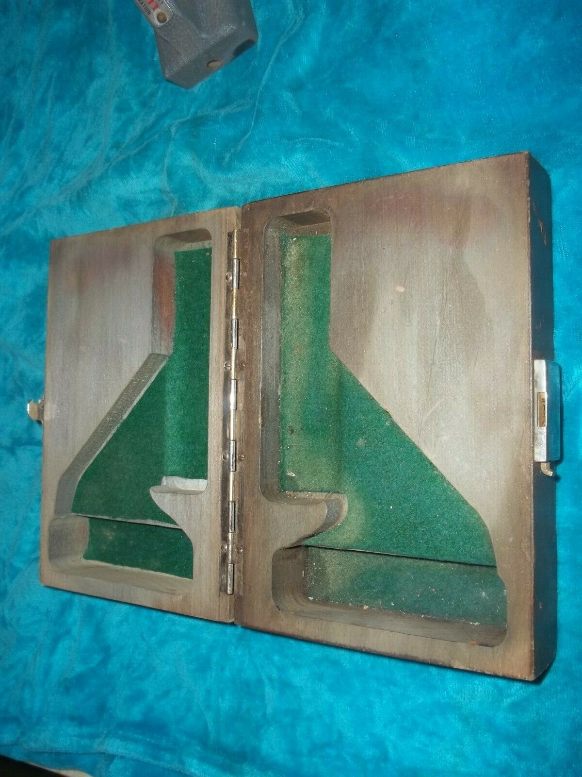 Vintage Moran Instruments Microscope in original wood box