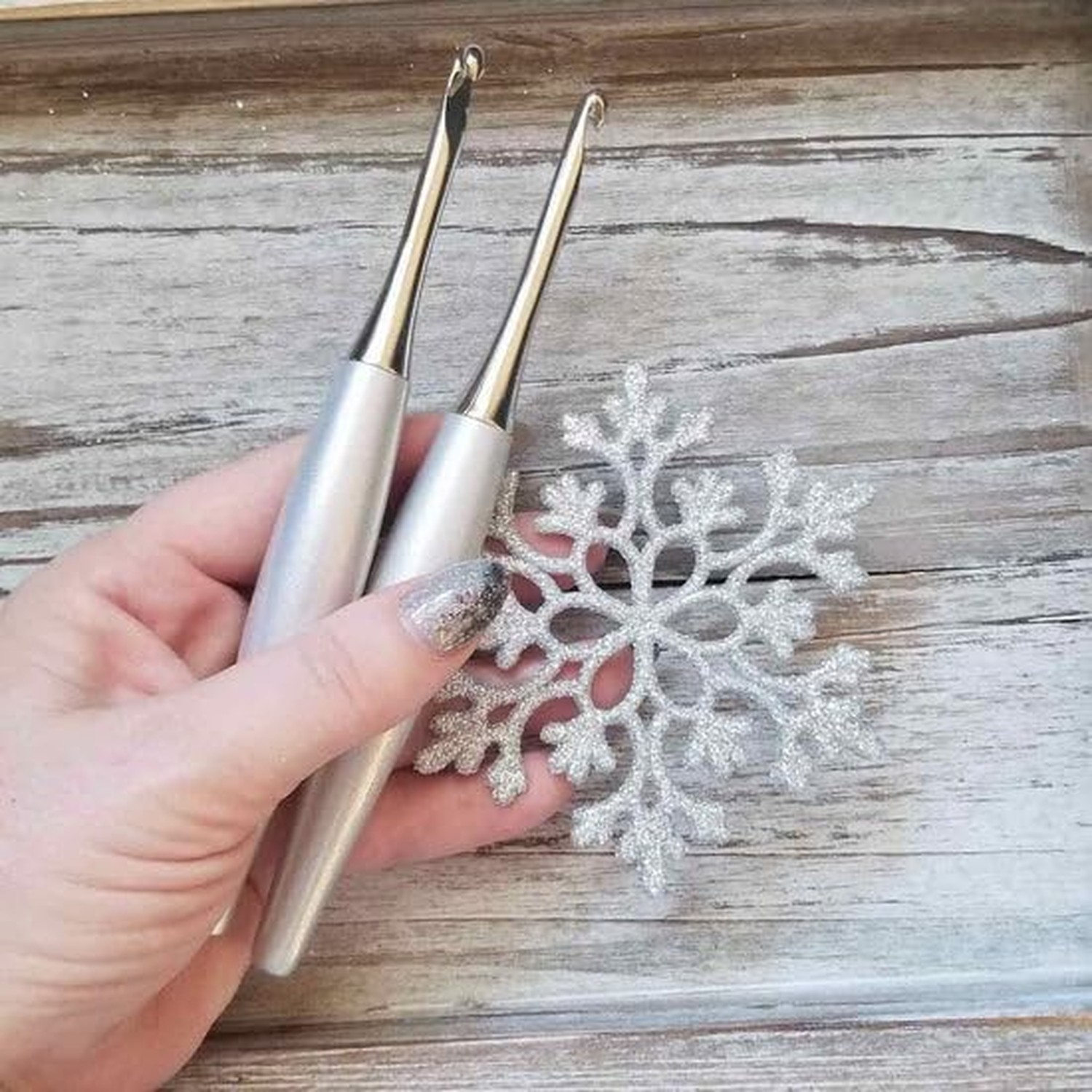 Furls Crochet Hook, Odyssey Silver, Nickel Plated Tip for Effortless Glide, E...
