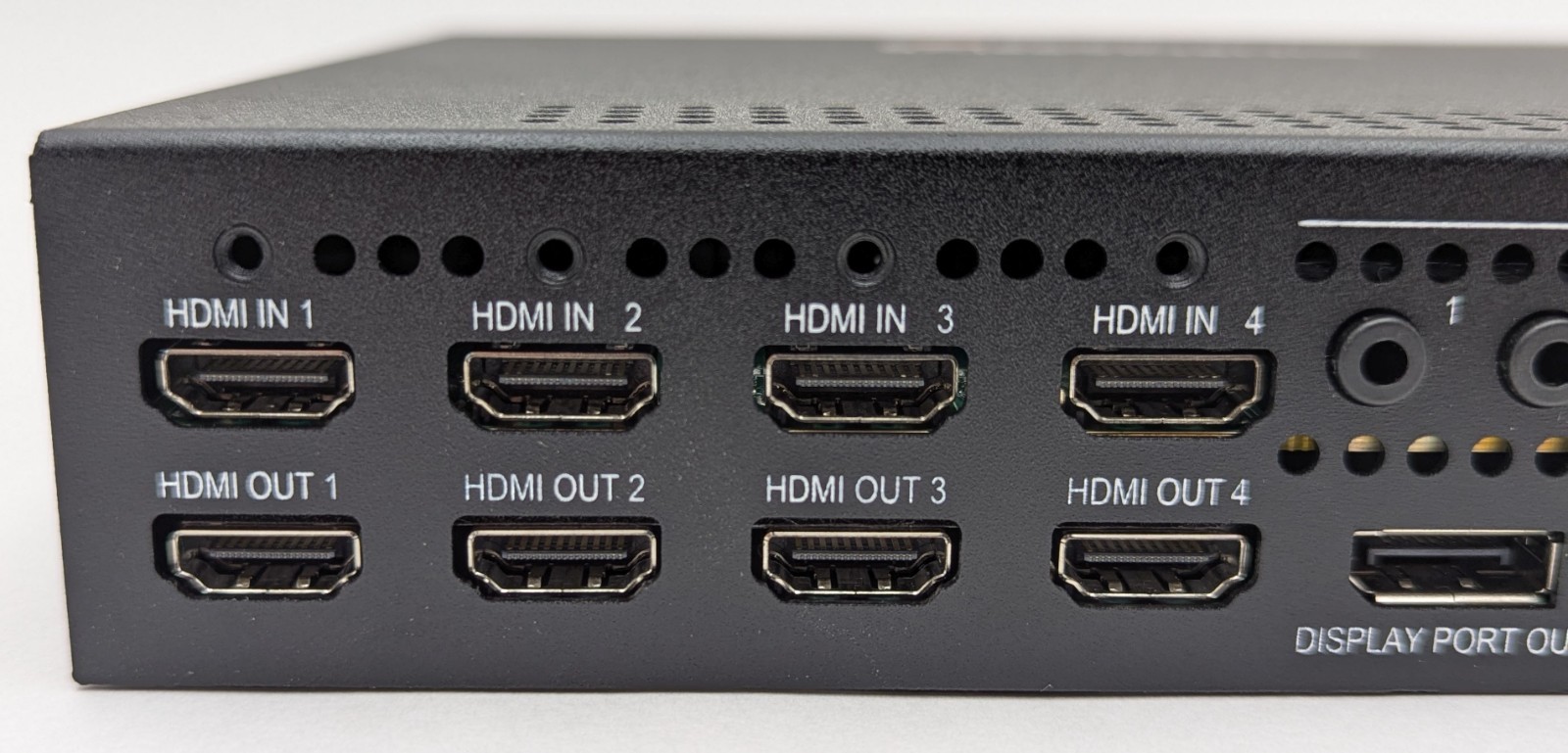 Cinemassive CineLink 4K-EL 4-Port HDMI Video Encoder High-Res Streaming Display