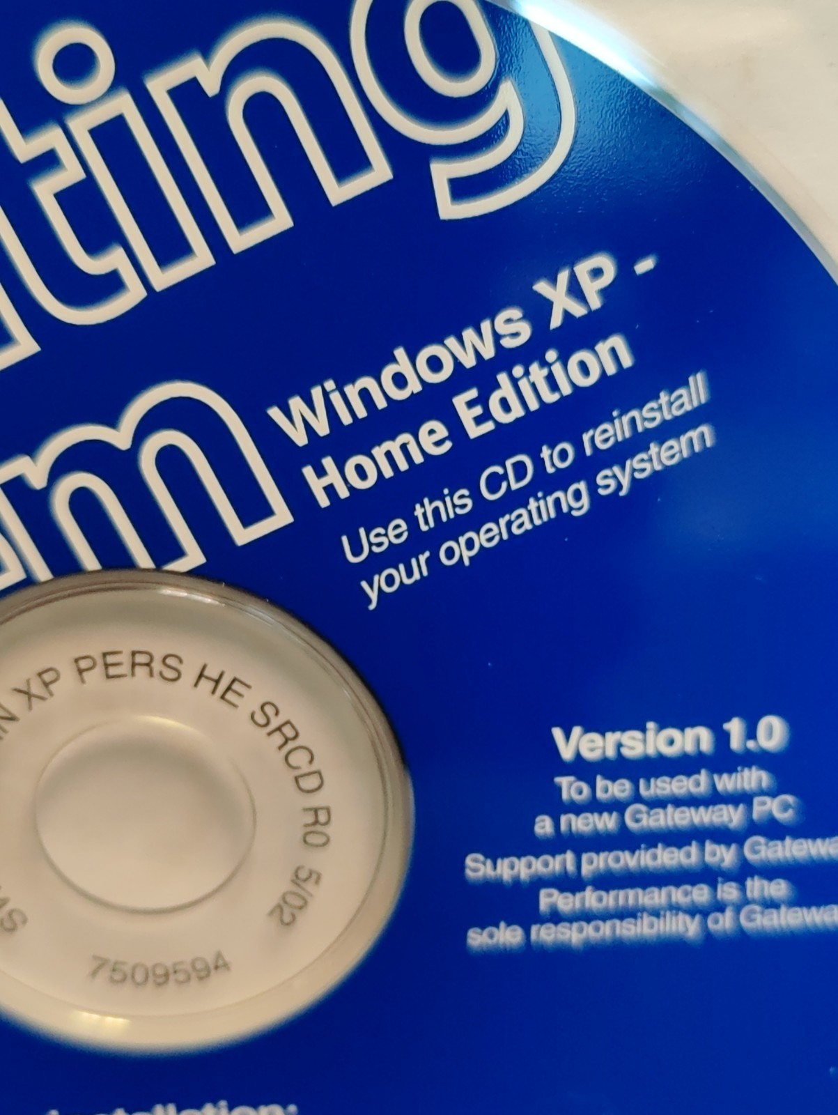Gateway Windows XP Home Edition Operating System Reinstall CD Version 1.0 -5/02