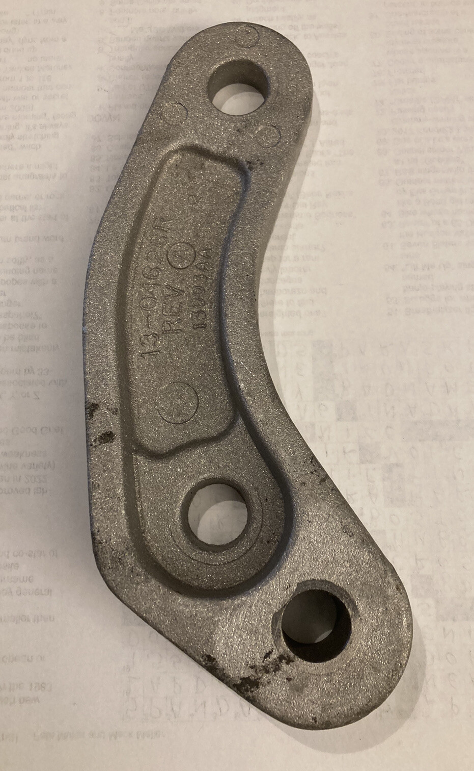 PETERBILT PIVOT HOOD MOUNTING HINGE # 13-04626R GREAT CONDITION