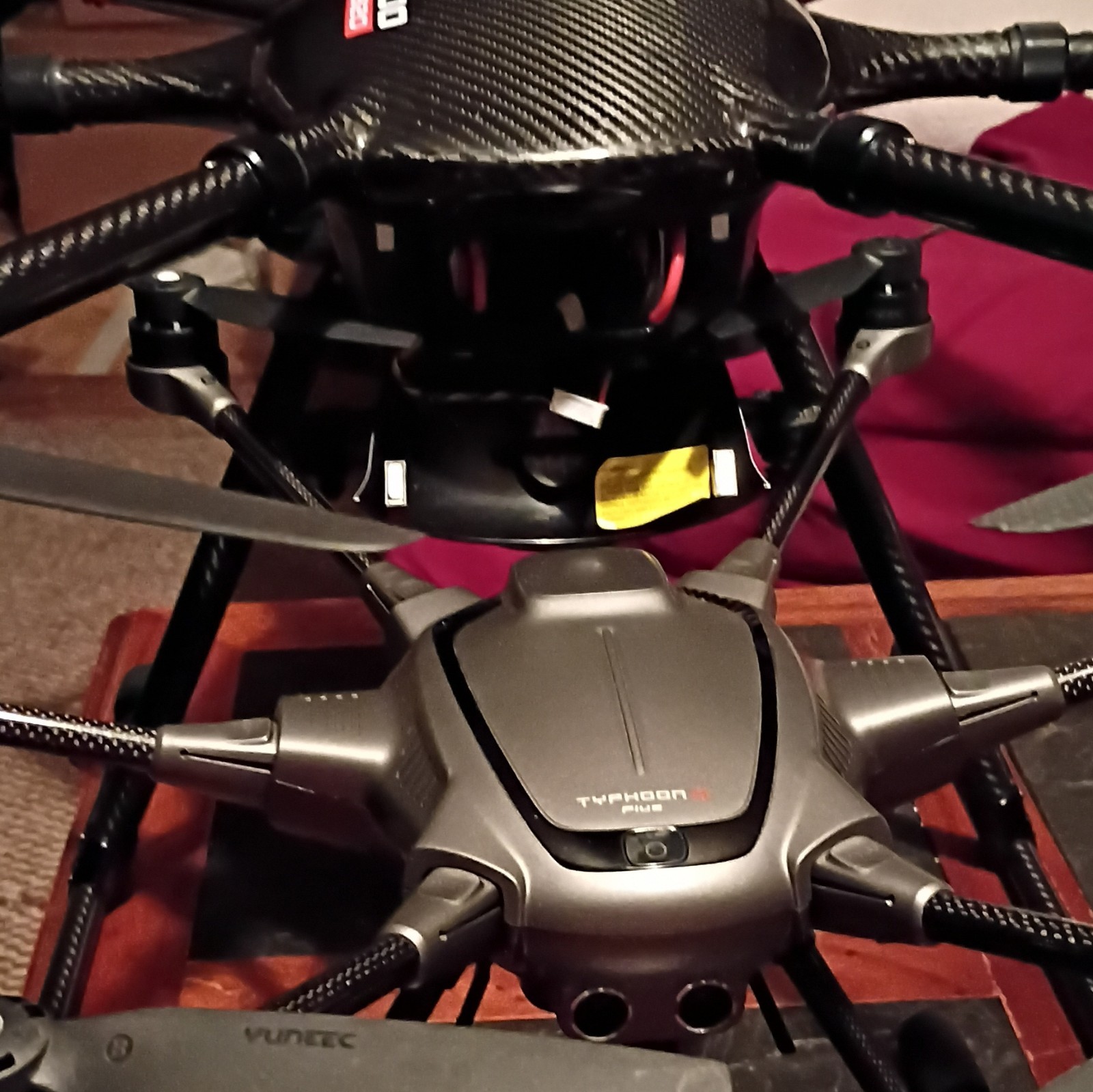Yuneec Tornado H920 Carbon Fiber Hexacopter Drone & Hard Case