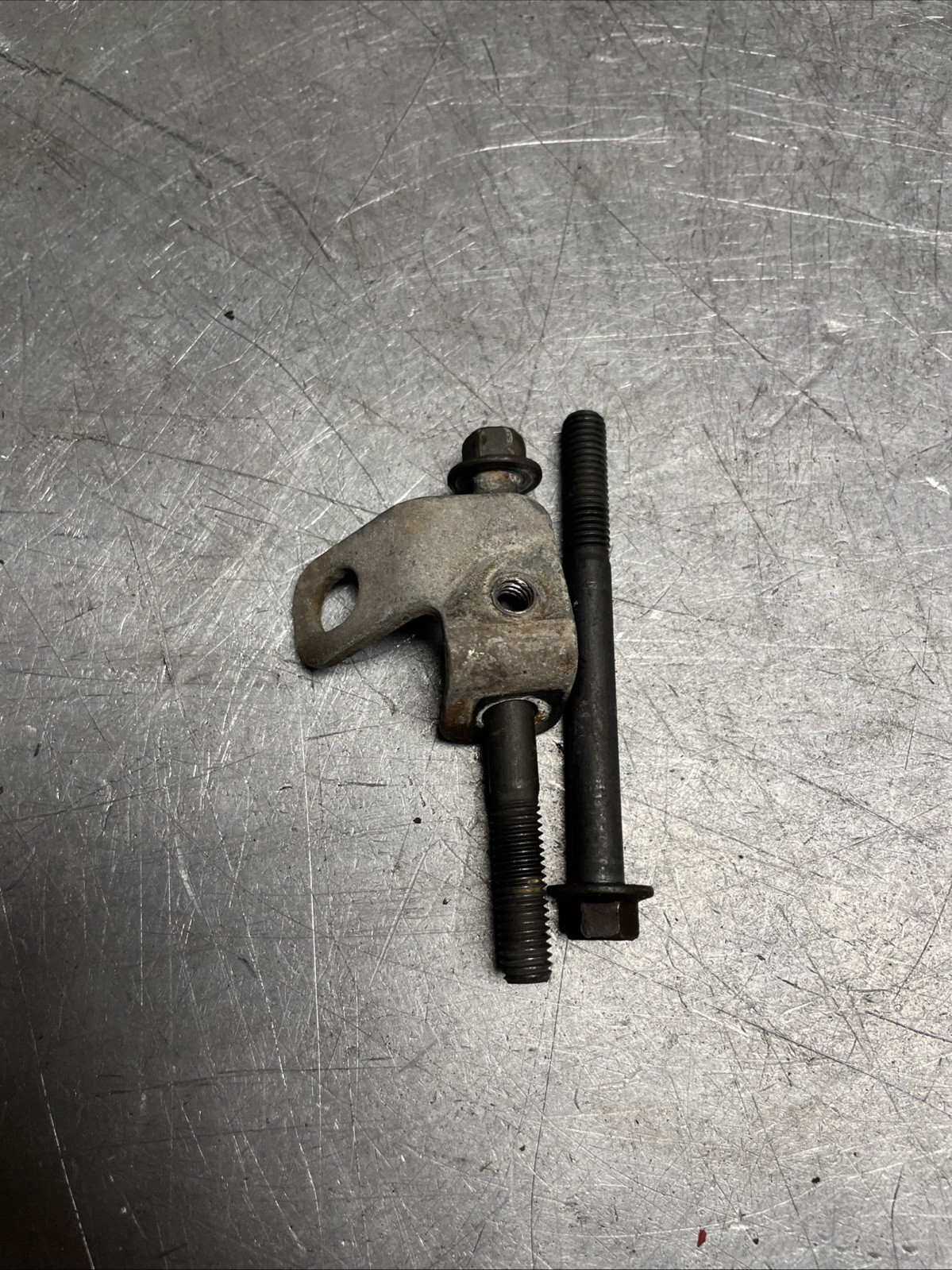 OEM GOOD USED KOHLER CV25S-69525 STARTER BOLTS