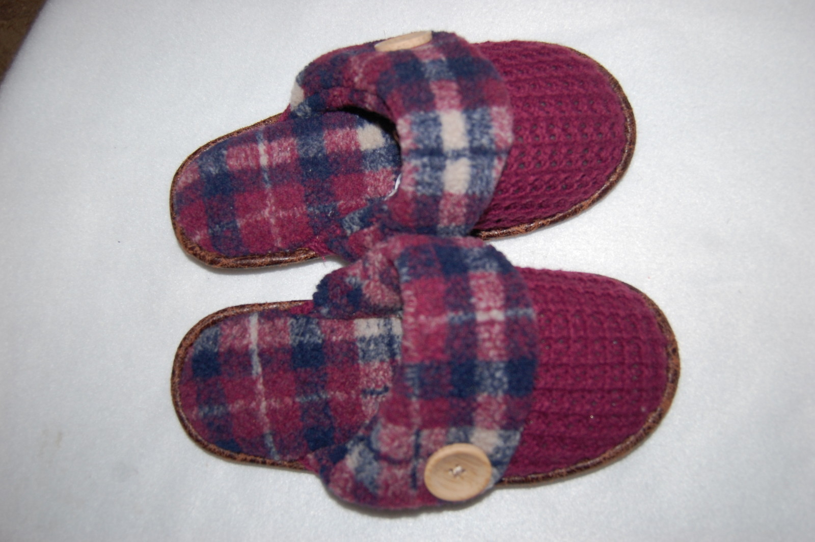 Womens Open Back Slippers MAROON & BLUE PLAID SCUFFS Comfort Foam Insole S 5-6
