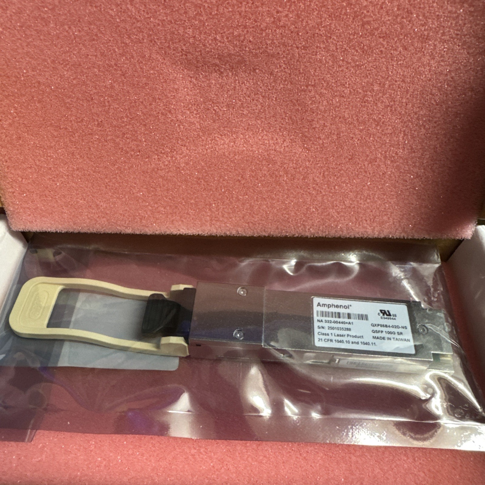 Amphenol 100 Gb/s tranciever optical module