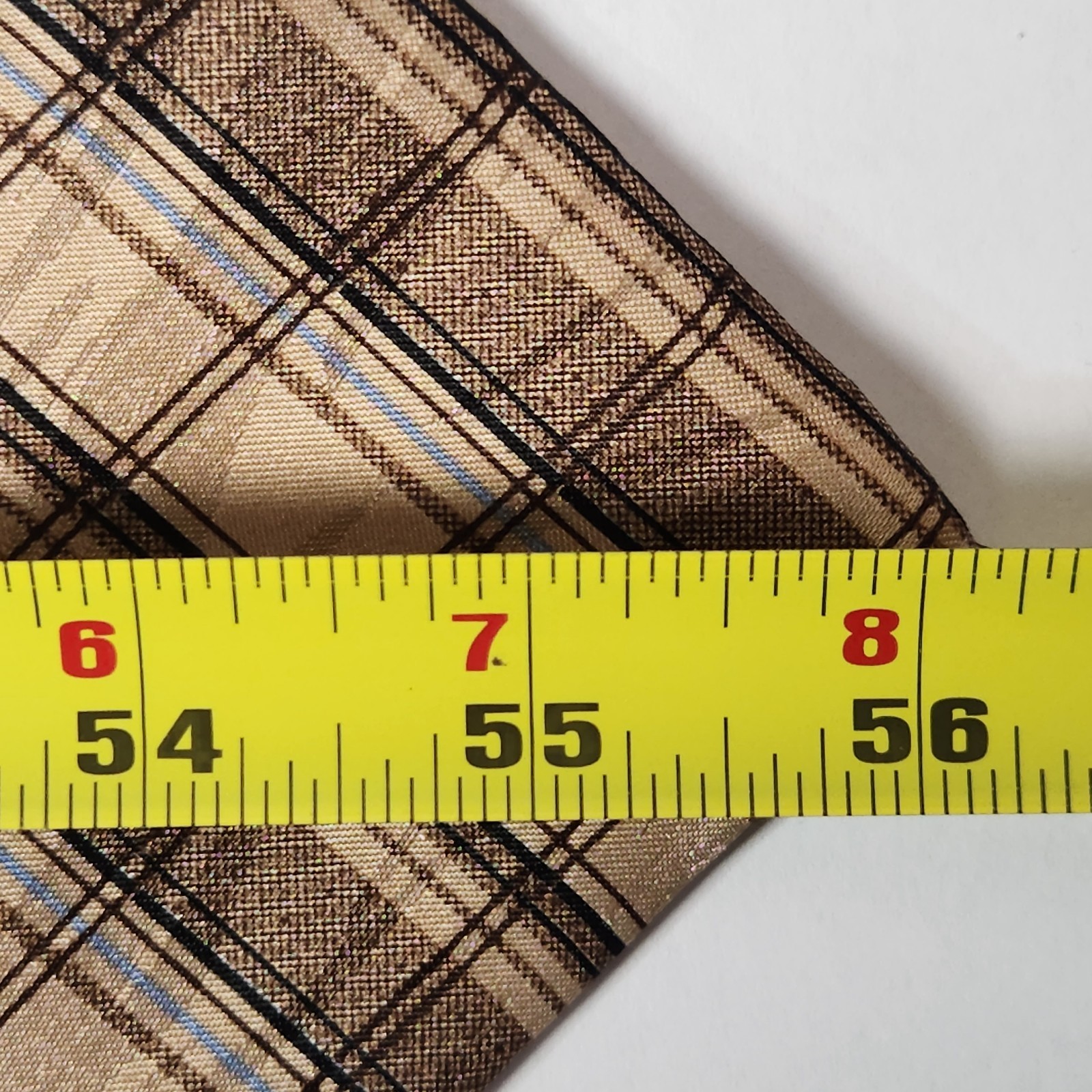 Shendeheng Shimmering Tan Striped Necktie 56x4 Handmade 100% Polyester EUC