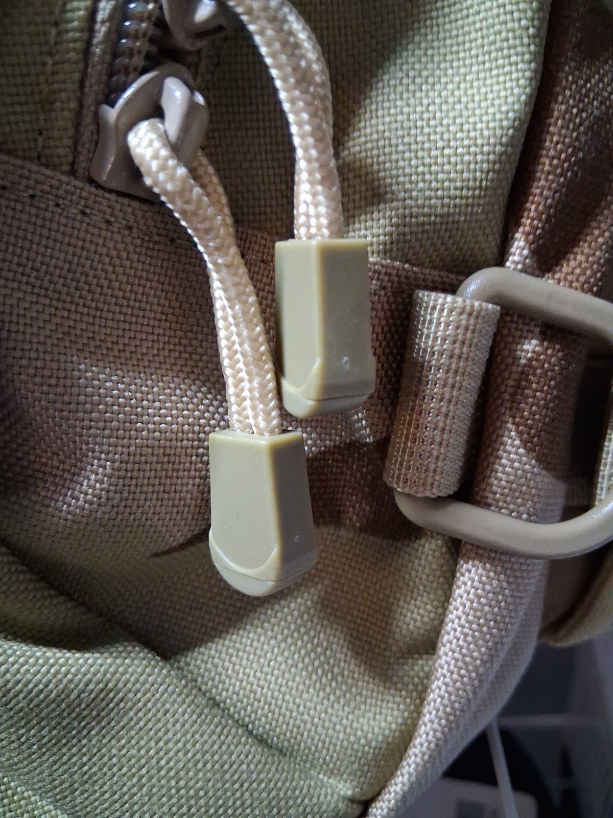 CAMELBAK MAX Gear MULE Hydration 3L 100oz BEAST Desert CAMO Backpack NWT